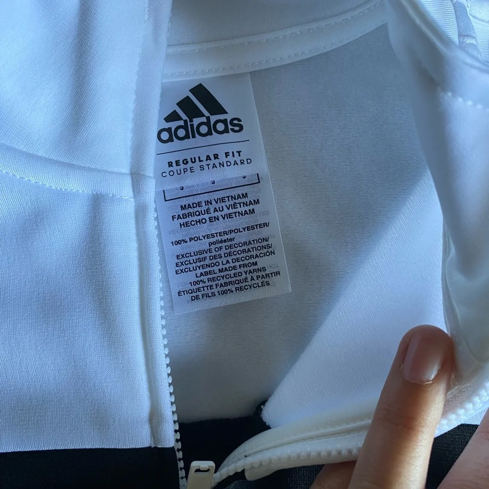 adidas stylish tracksuit